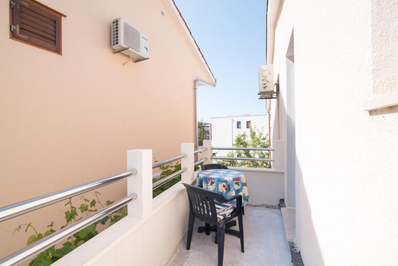 Studio Apartment Брела Номер фото