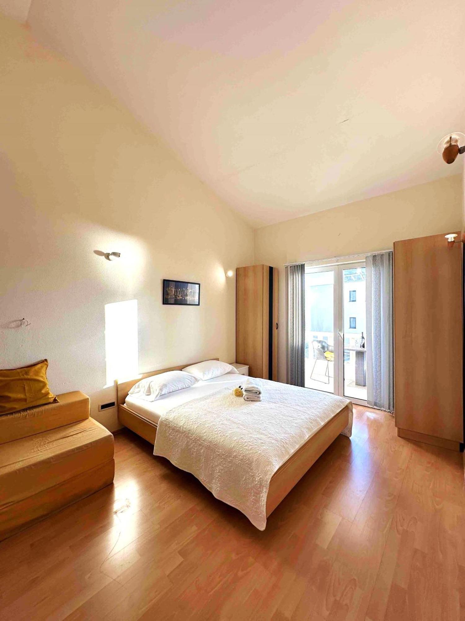 Studio Apartment Брела Номер фото
